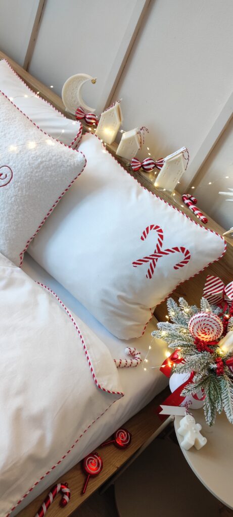 Pościel Świąteczna Haft Laski Cukrowe - Simonila