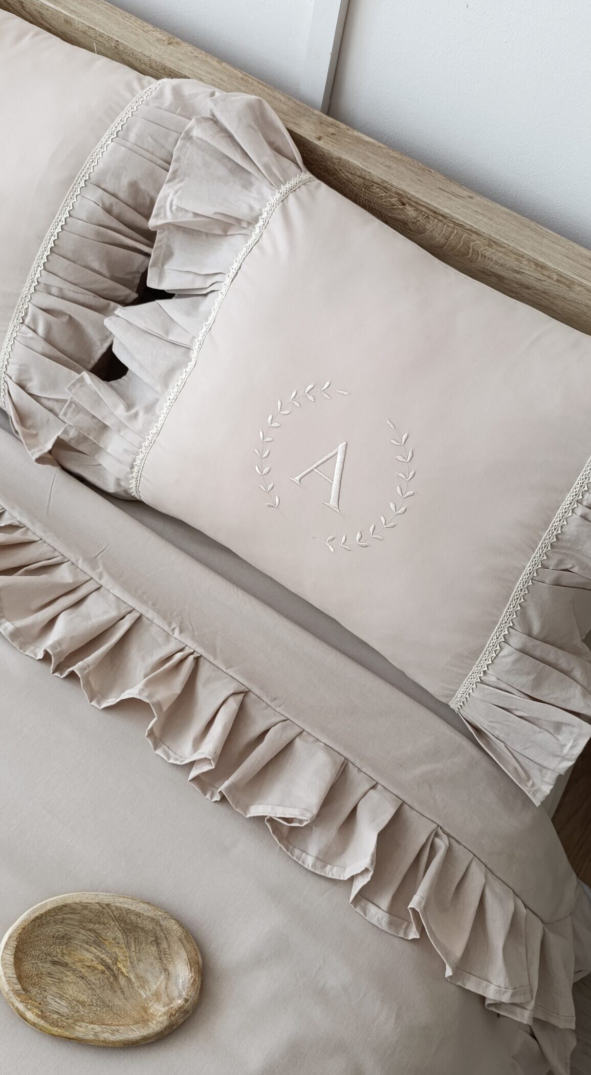 Personalizowana pościel z falbanką - Simonila pościele szyte na zamówienie