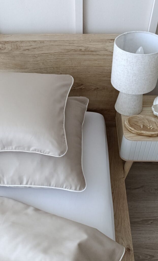 Komplet pościeli chłodny beż Simonila 