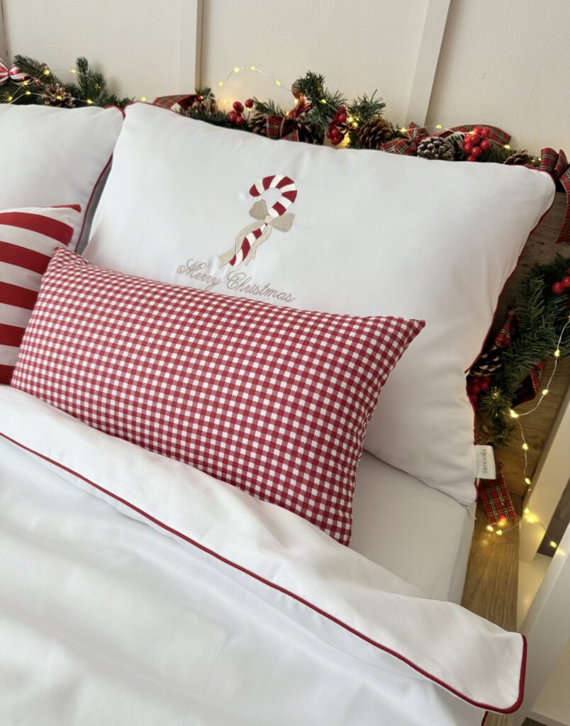 Pościel świąteczna haft laska cukrowa Merry Christmas – 100% bawełna