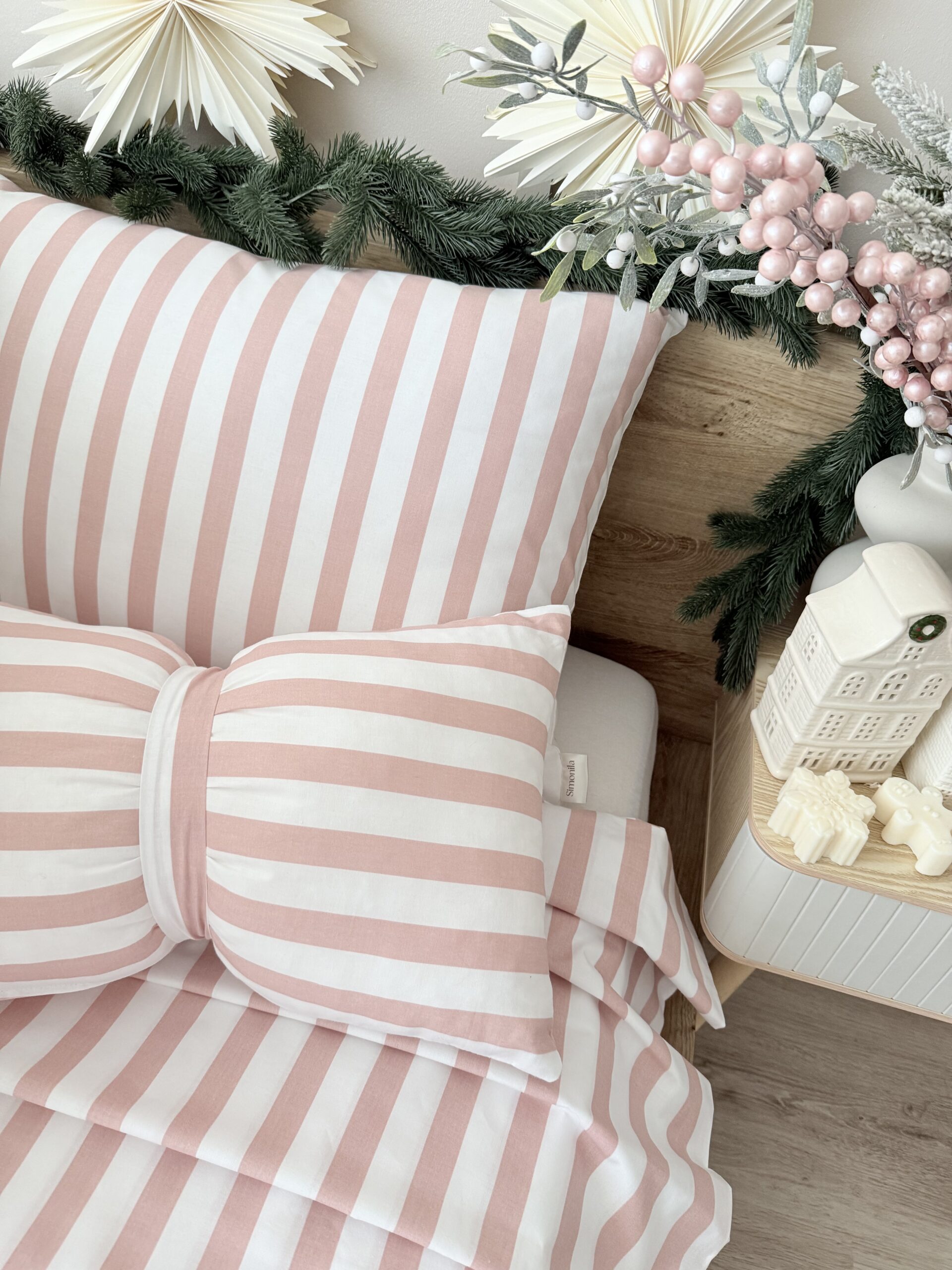 Komplet w biało-różowe pasy – bawełniana pościel Simonila szyta na zamówienie