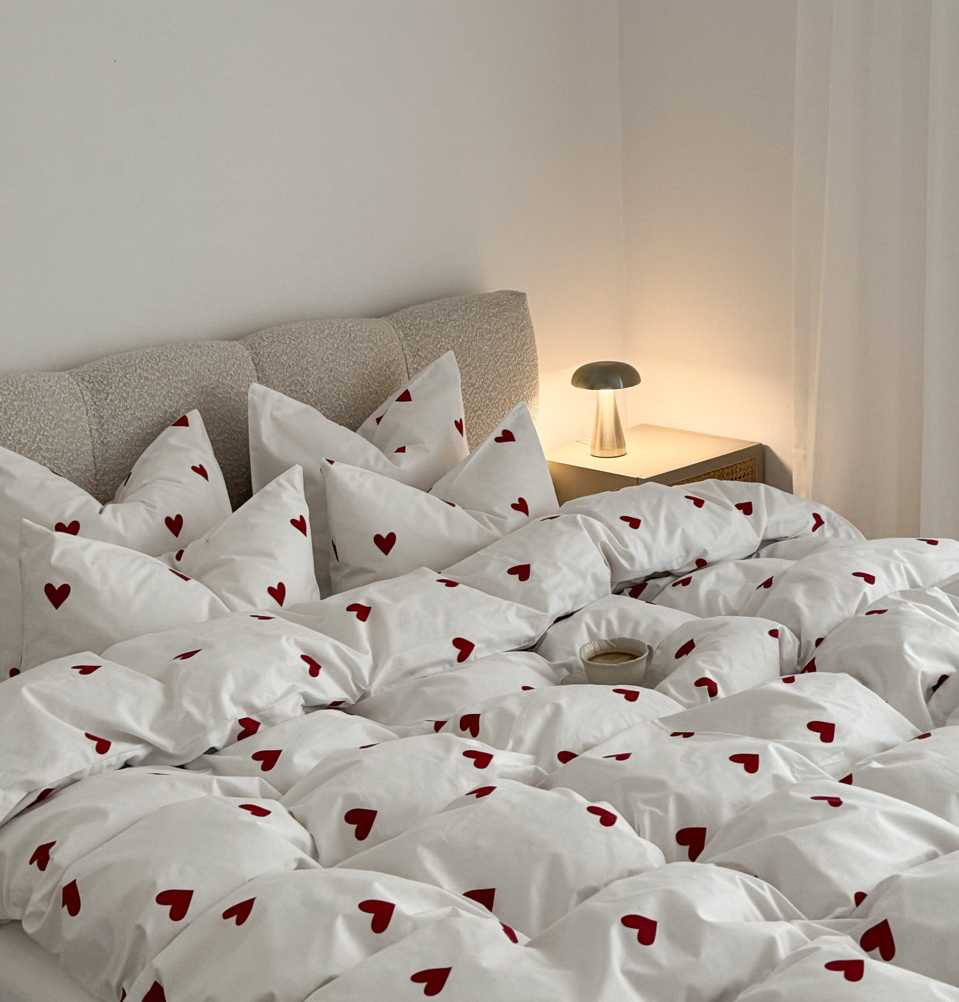 Pościel bawełniana w czerwone serca – romantyczny komplet