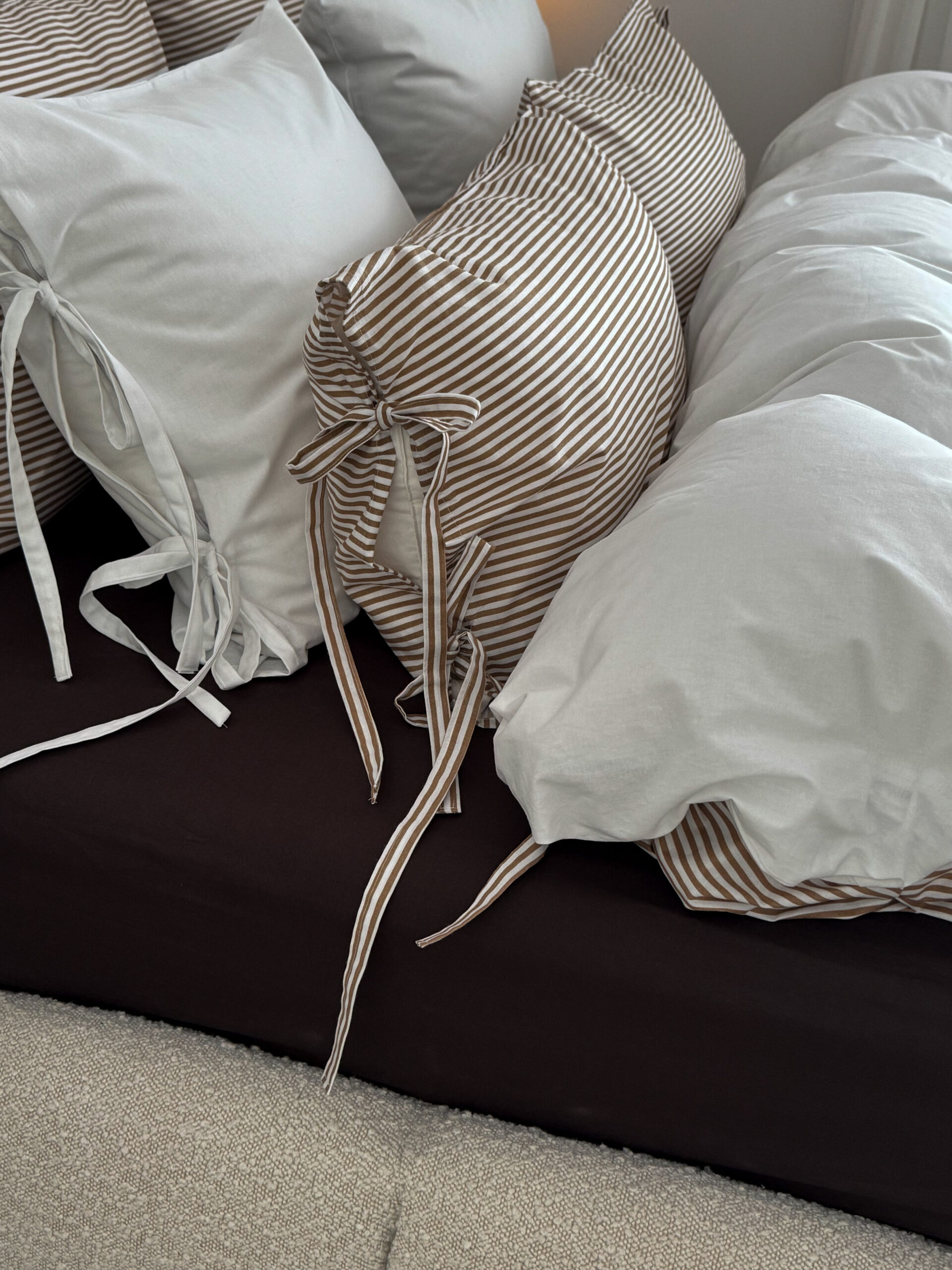 ręcznie-szyte-troczki-kokardki-w-poszewce-bawełnianej